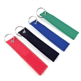 Тканий брелок